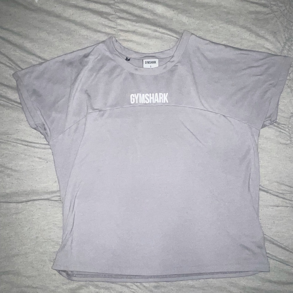 Gym shark tee